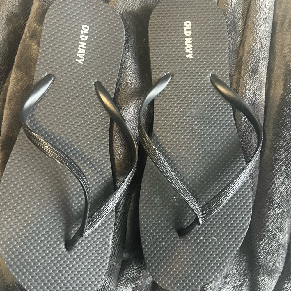 Old navy flip flops